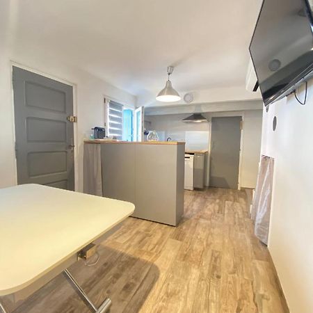 La Cle Maison De Ville, Clim, Wifi A La Bayore イエール エクステリア 写真