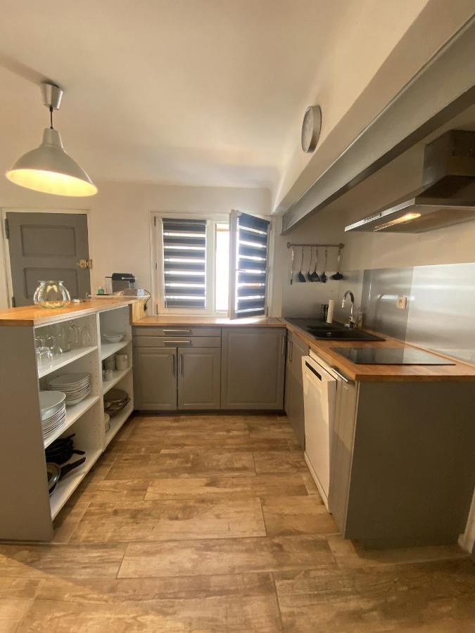 La Cle Maison De Ville, Clim, Wifi A La Bayore イエール エクステリア 写真