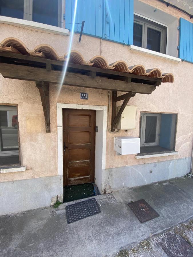 La Cle Maison De Ville, Clim, Wifi A La Bayore イエール エクステリア 写真
